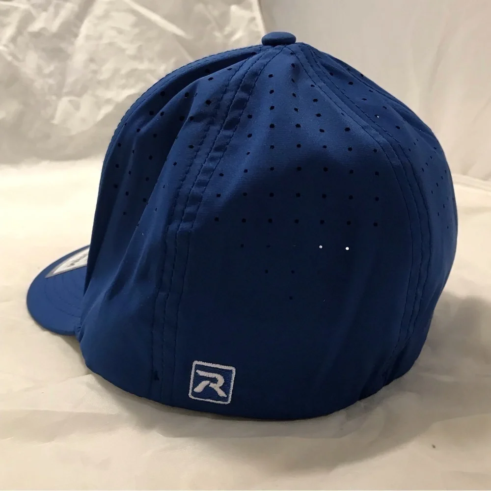Richardson e4 hat